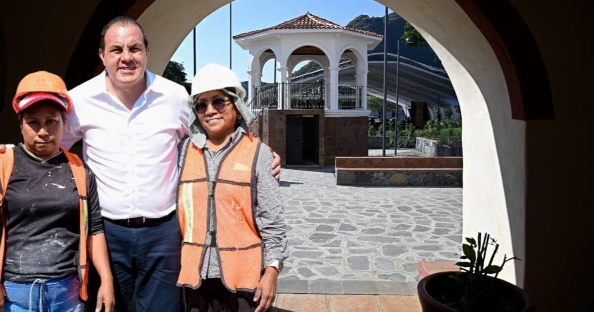 Inaugura Cuauht Moc Blanco Obras Y Plaza P Blica Del Z Calo De