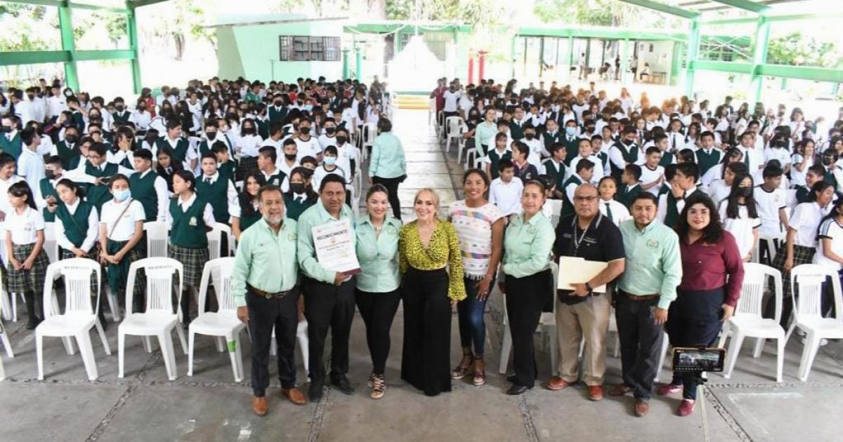 Araceli Garc A Se Compromete Con La Juventud Para Brindar Mayor