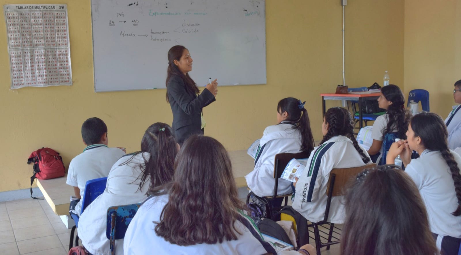 Regresan a las aulas alumnas y alumnos de nivel básico en Morelos