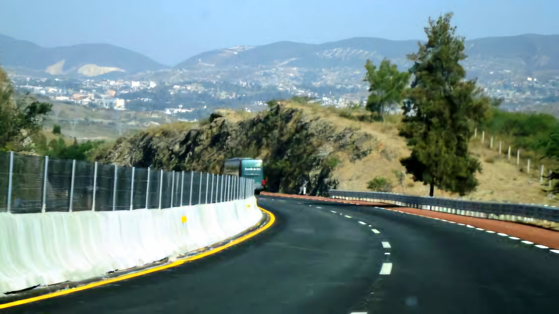 Siguen los asaltos en la autopista México-Acapulco