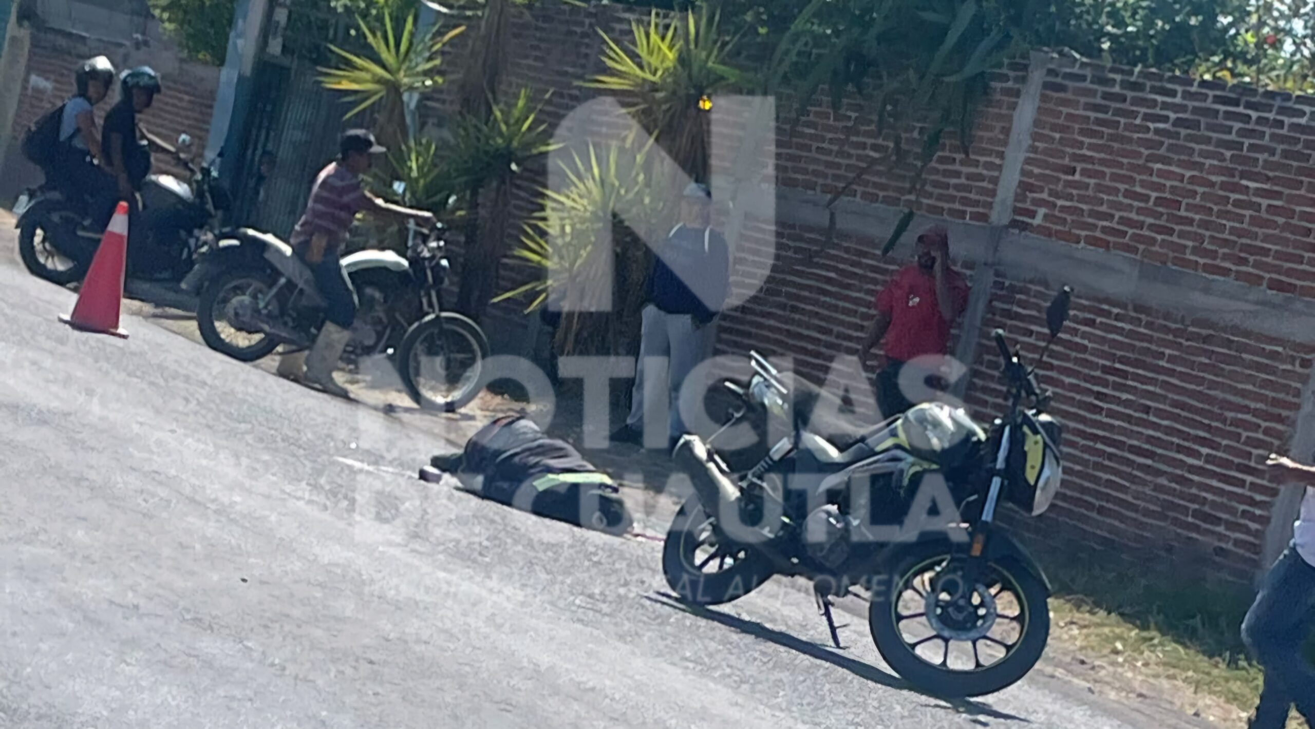 Asesinan a hombre a balazos en Xalostoc, Ayala