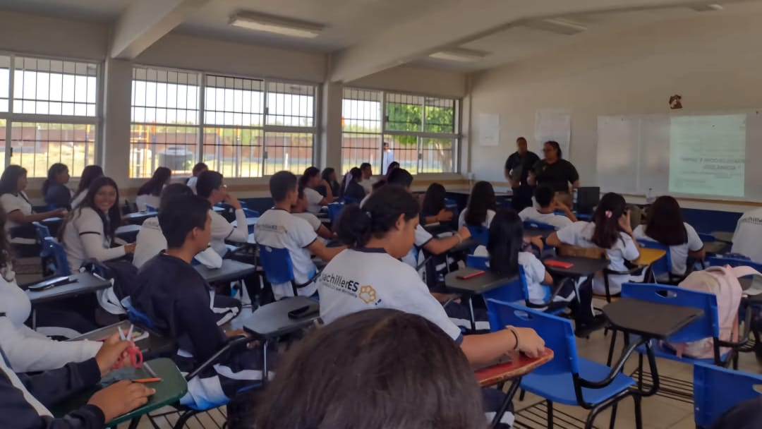 Llevan a las escuelas de Ayala pláticas sobre la violencia